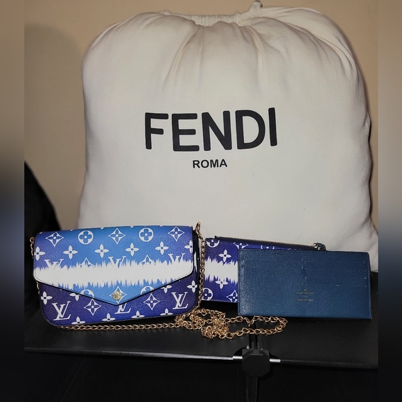 LOUIS VUITTON RAFFLE 4 WINNERS❤️ - Picture 8 of 11